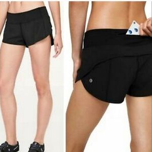 Lululemon Run: Speed Short *4-way Stretch black size six